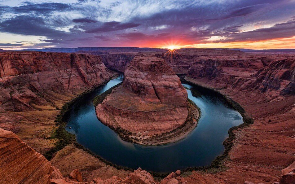 Most-Beautiful-Places-To-Visit-In-America-horseshoe-bend