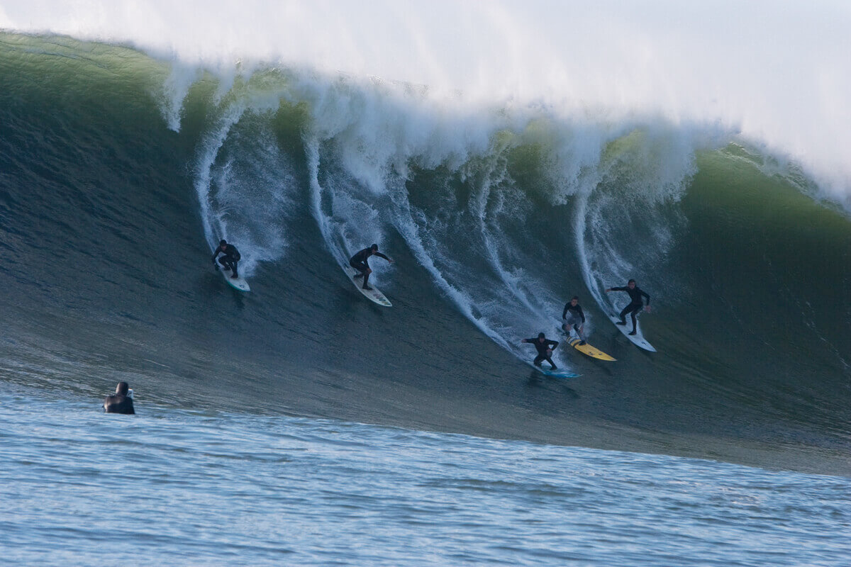 California-Mavericks-Surfing-1