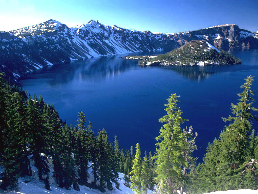 Crater-Lake-Oregon-0