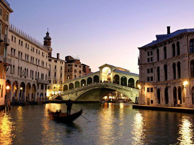 Rialto Bridge, Venice, Italy