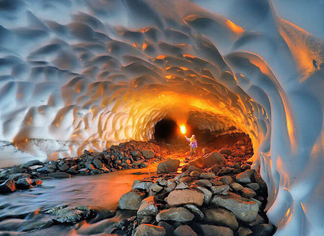 iceland-volcano-ice-caves